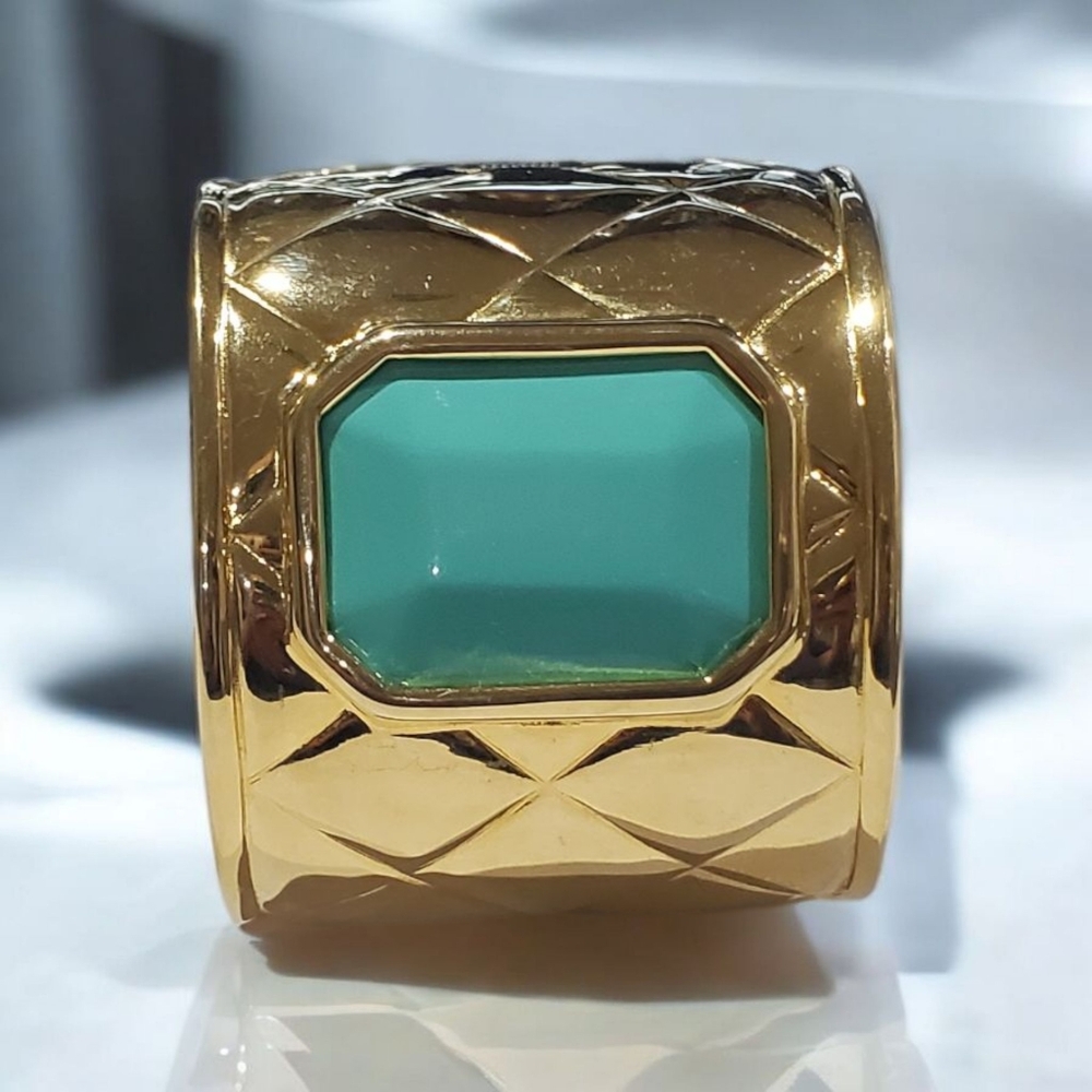LES BERNARD VO Massive Gold Quilted Cuff Turquoise Cabochon Cuff Bangle Bracelet - Picture 3 of 4